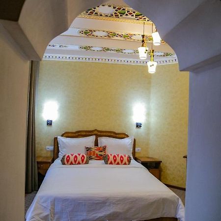 Old Gate Family Guest House ブハラ エクステリア 写真