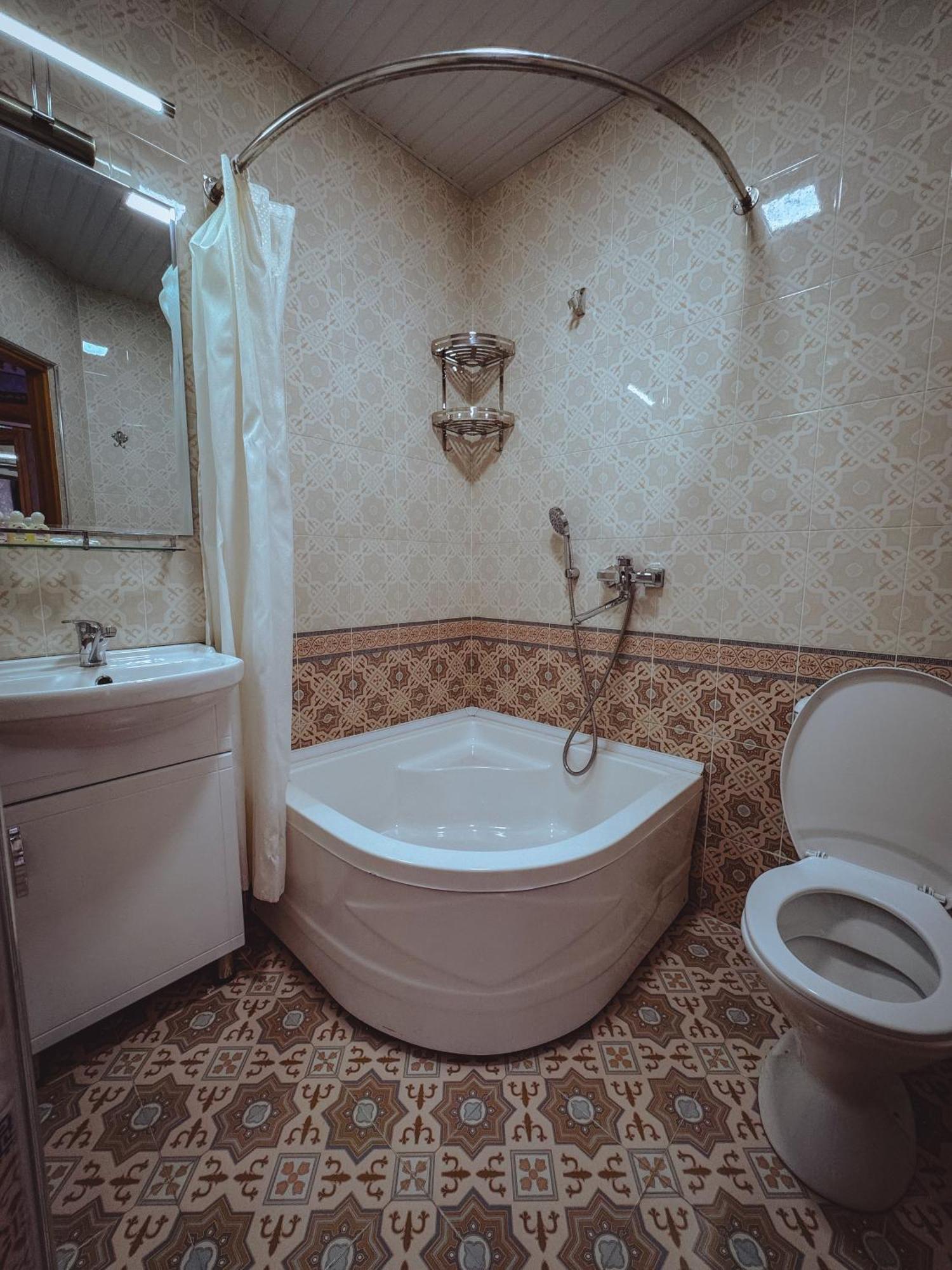 Old Gate Family Guest House ブハラ エクステリア 写真